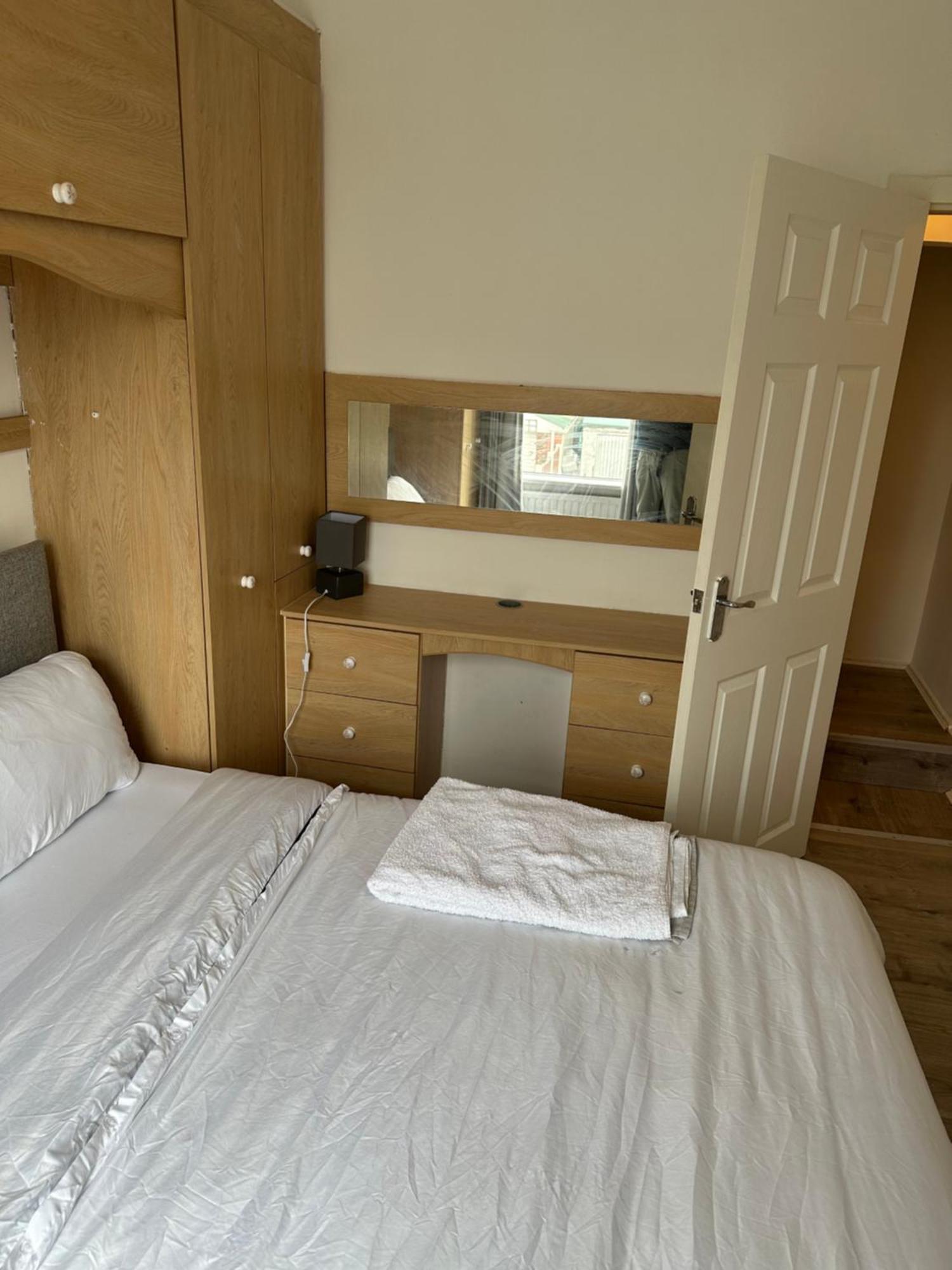 Abigail House Apartment Westhoughton Exterior foto